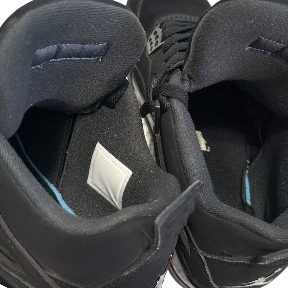 Jordan 4 Retro 'Black Cat' 2020 - 8.5 US - Picture 8 of 10